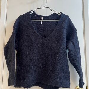Free People Women's Black V-Neck Sweater